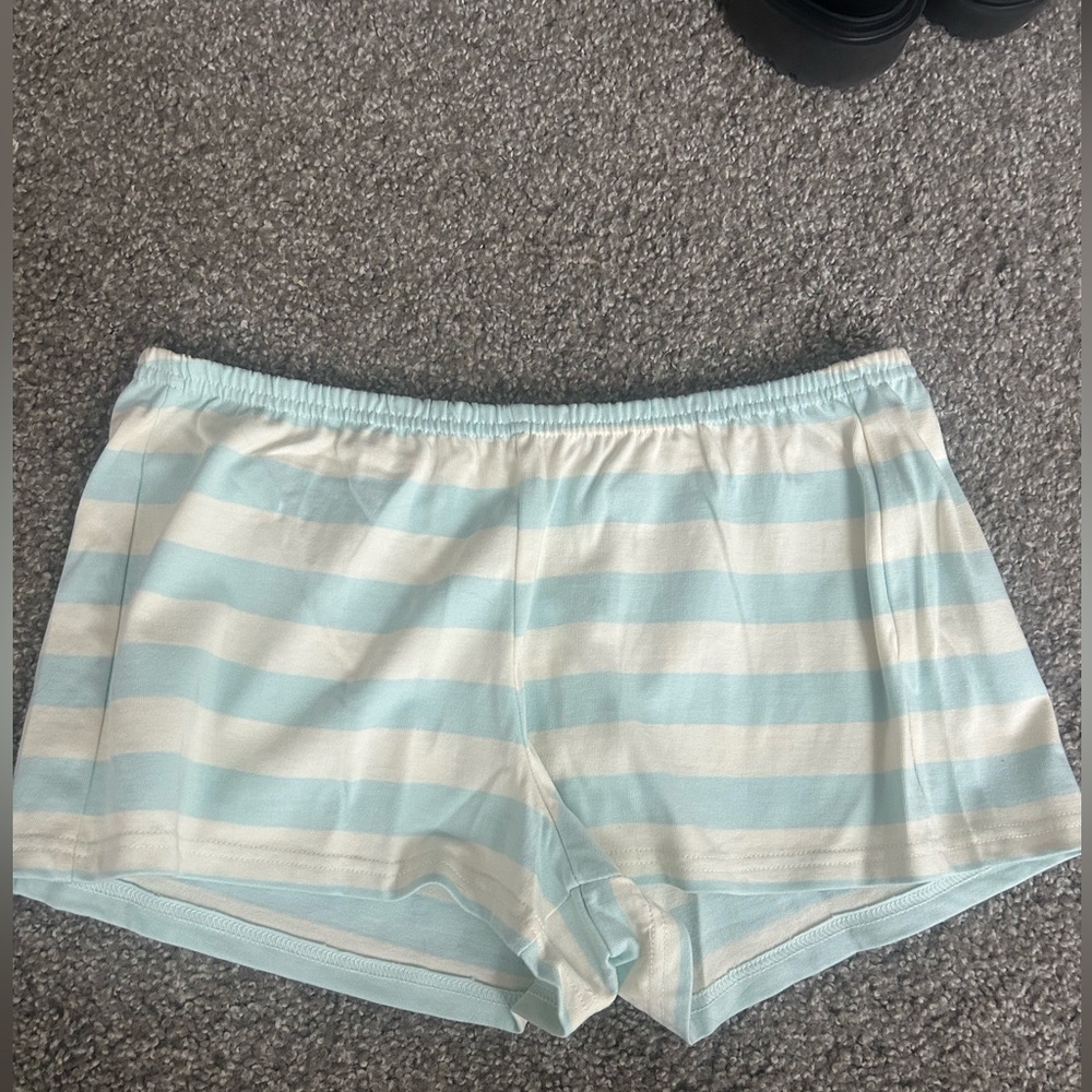 Daily Drills Micro Shorts - Picture 3 of 5